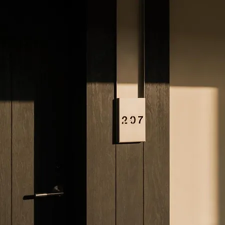 Hotel At 35