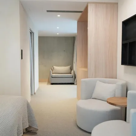 Hotel At 35 4*